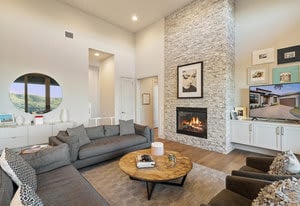 7328 Vista Mountain