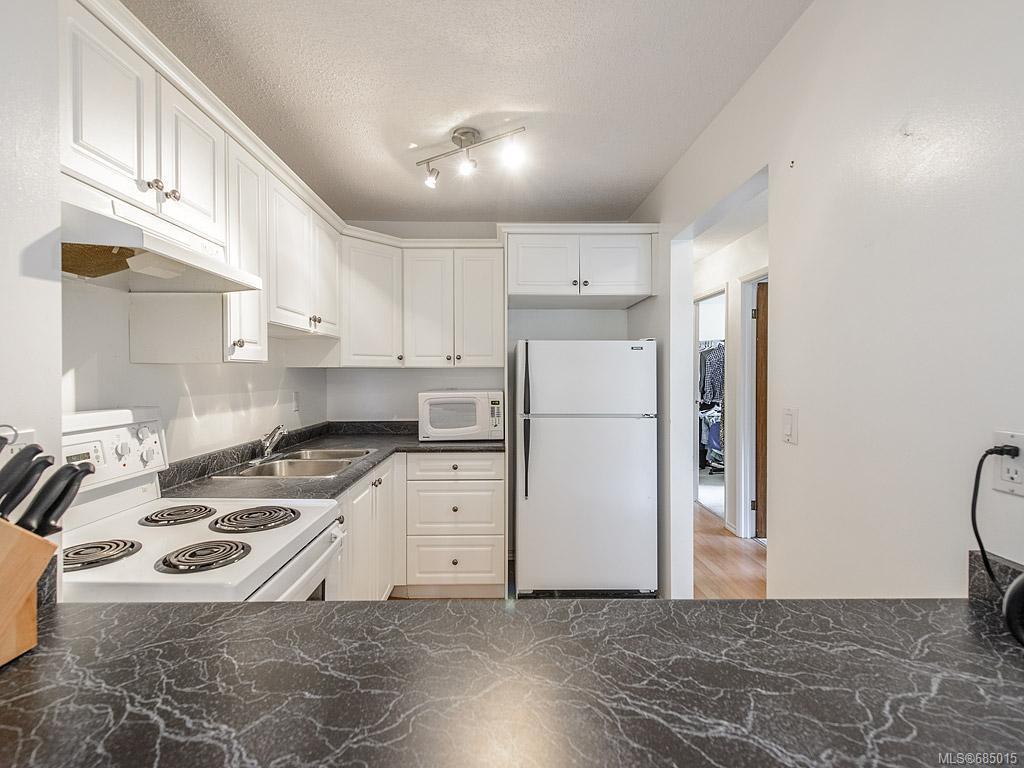 305-1342 Hillside Ave