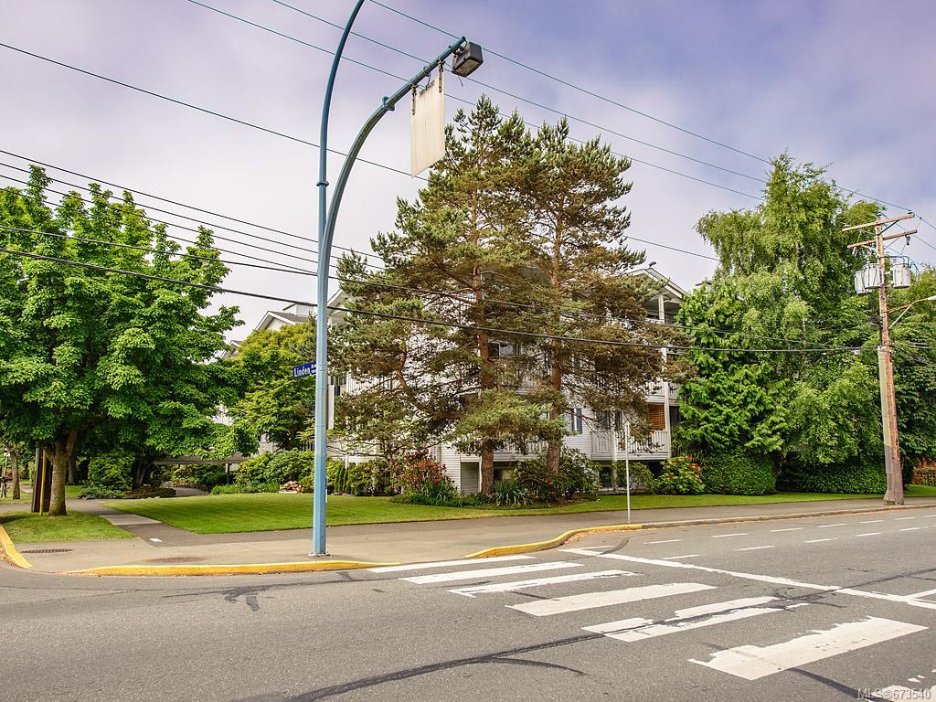 304-1060 Linden Ave, Victoria