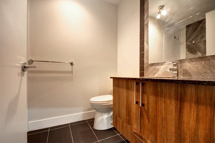 A215-20211 66 Ave