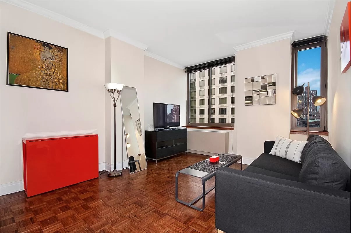 400 East 90th Street Unit: 10B