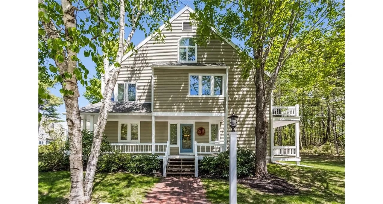 Home for Sale – 239 Sea Road, Unit 1 Kennebunk Maine