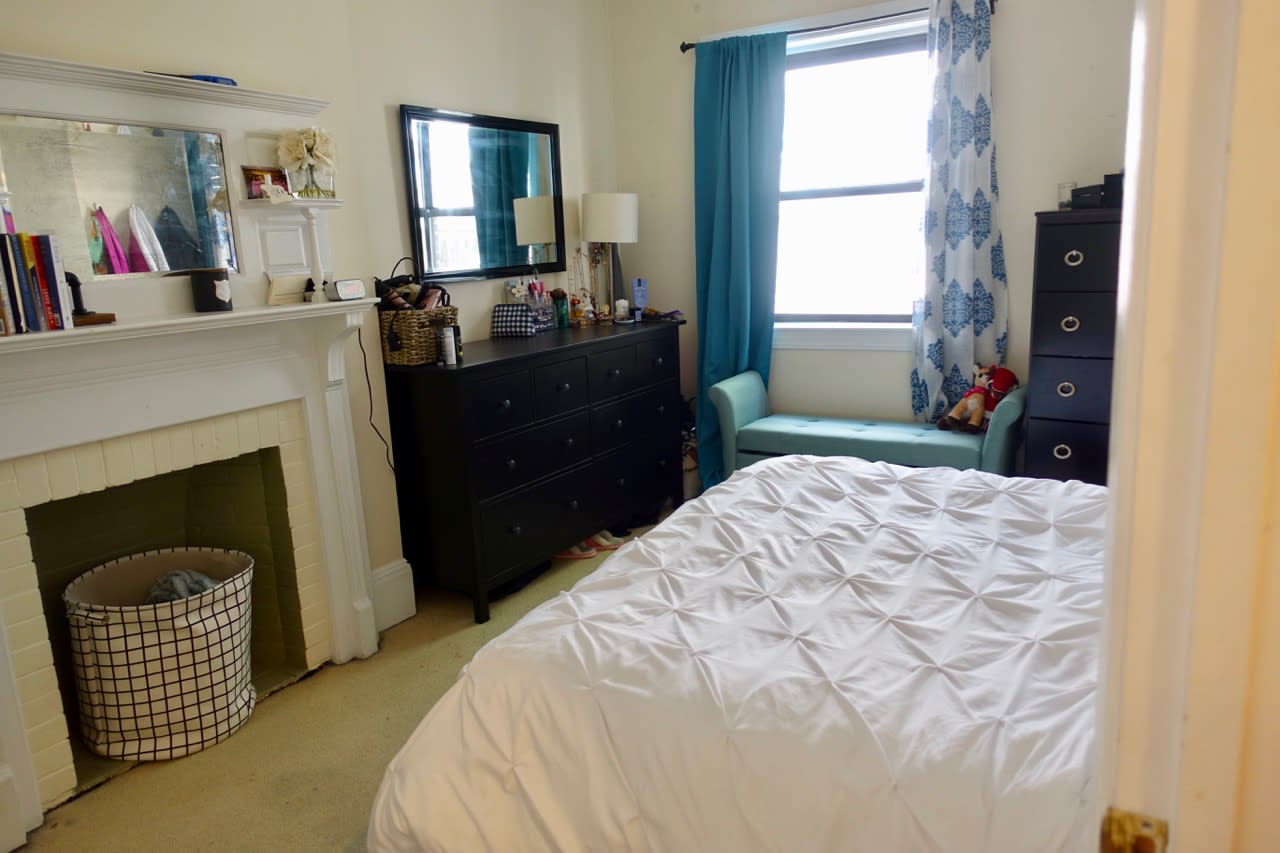 Saint Botolph Street - 2 Bed 1 Bath w. Laundry/DECK/Parking and AC! 