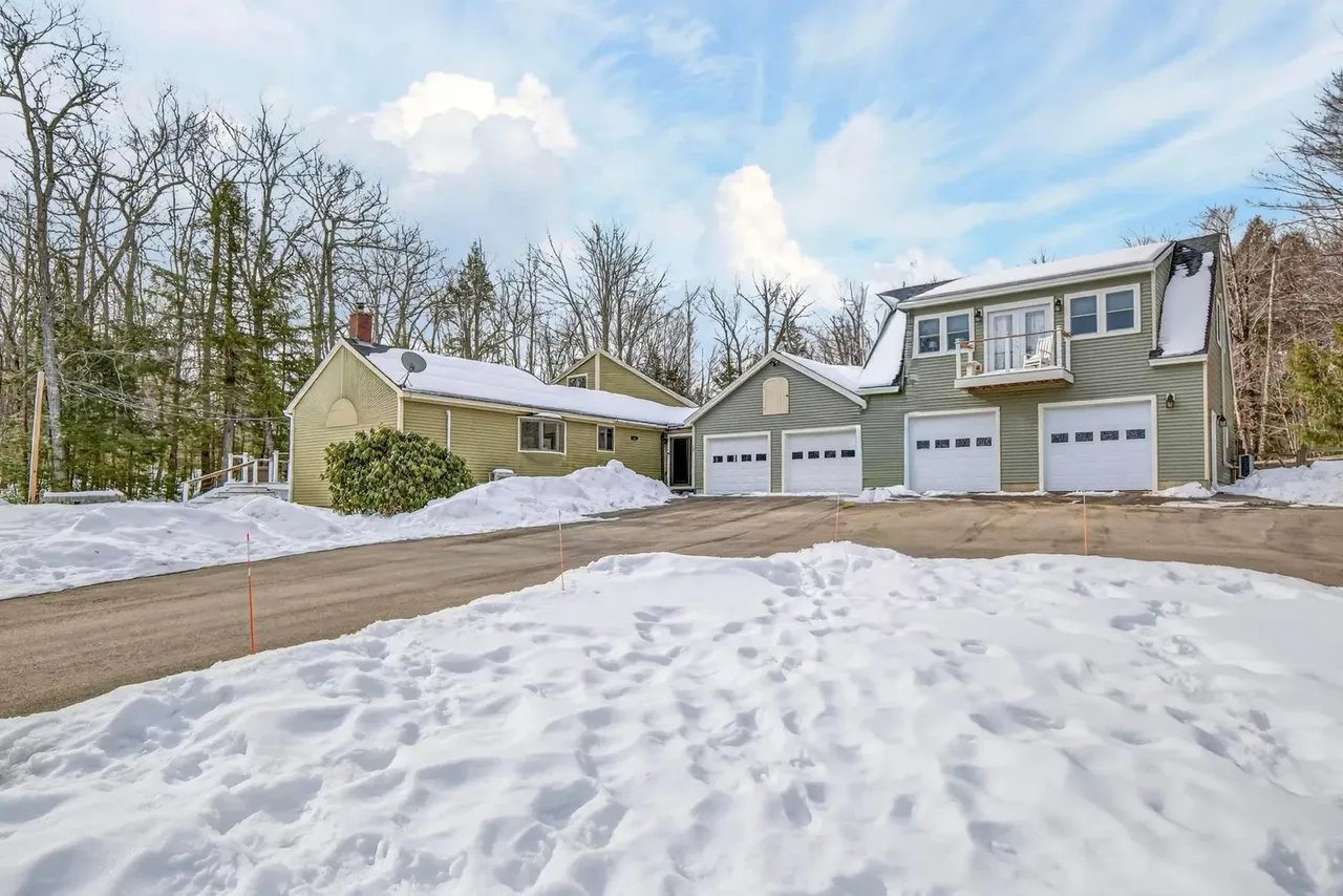 New Listing: 23 Bonnie Lane, Union, ME 04862 – $775,000