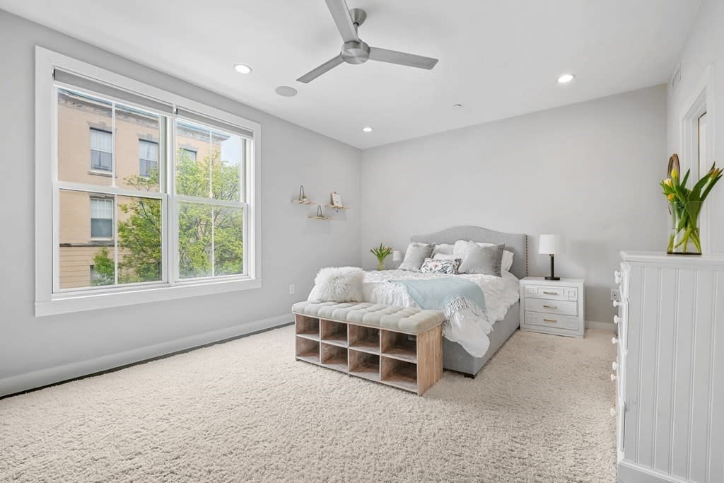 309 E Street, #22