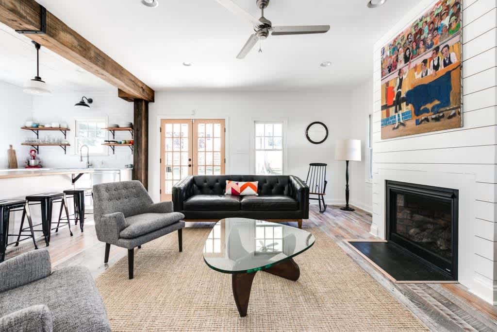 House Tour: A Modern Farmhouse