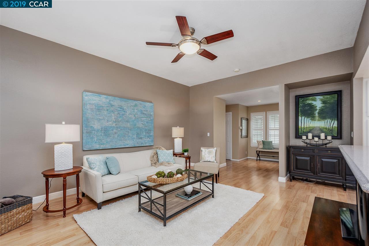 649 Adobe Dr