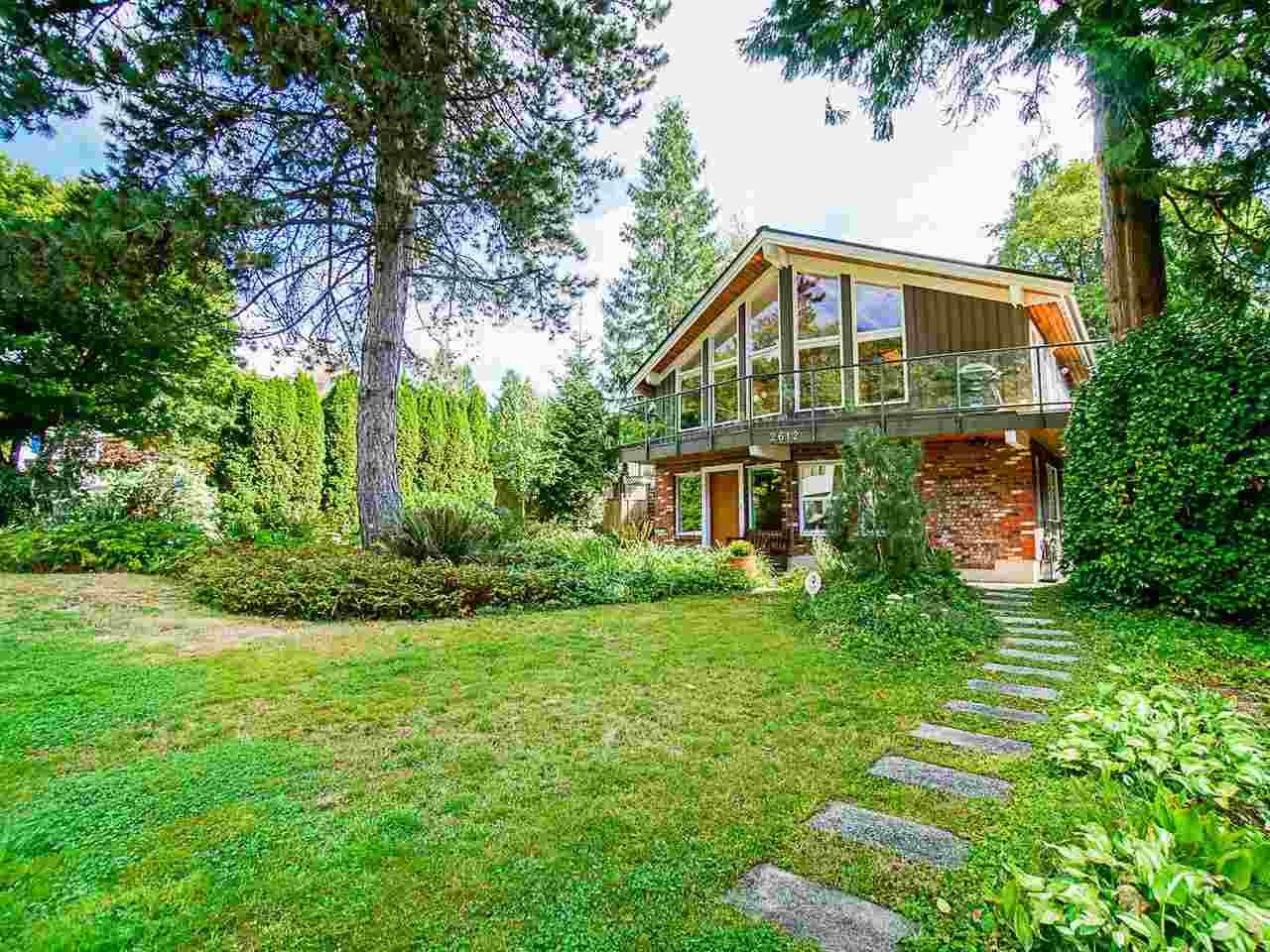2612 Hardy Cres