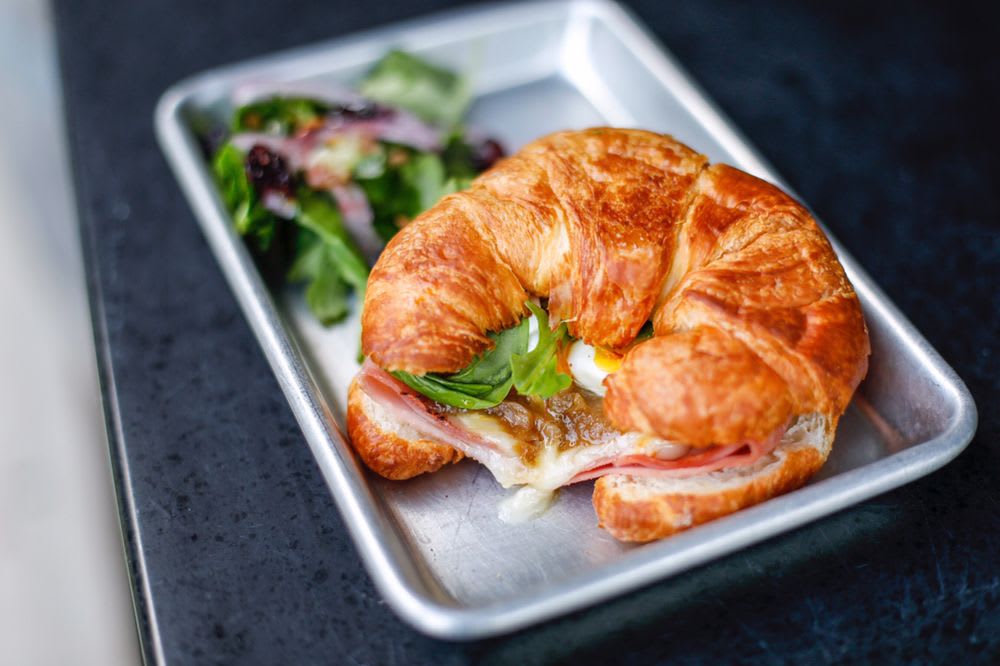 20 Hole-in-the-Wall Restaurants to Try in Sonoma County