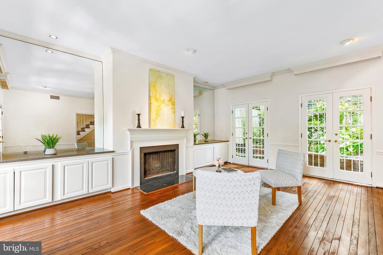 2128 Cathedral Ave NW - Buyer Represented