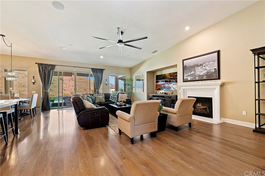 3430 Shandell Ct
