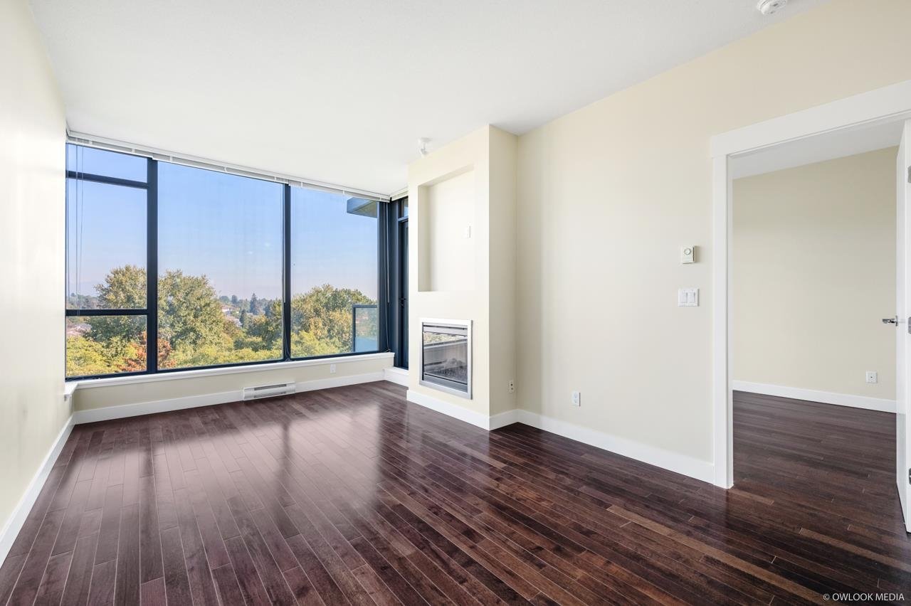 1505-7088 18th Ave