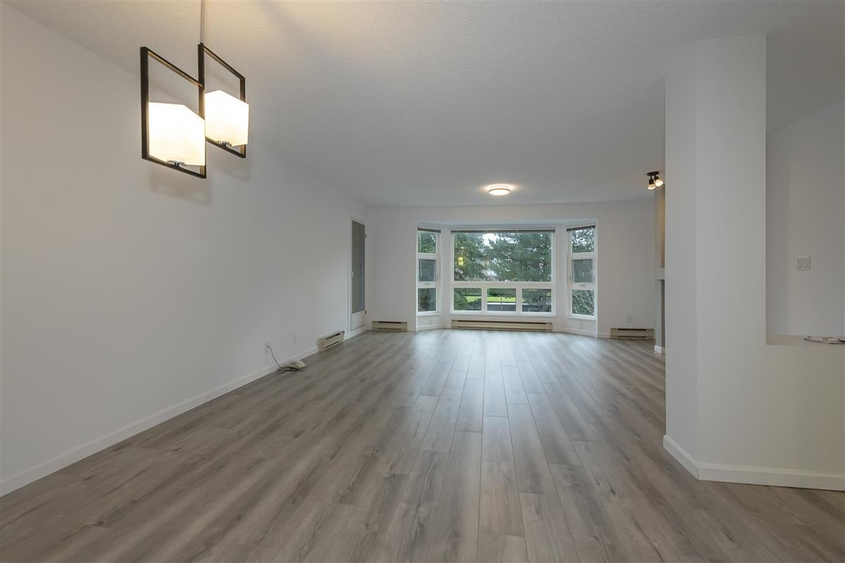 204-7200 Gilbert Rd