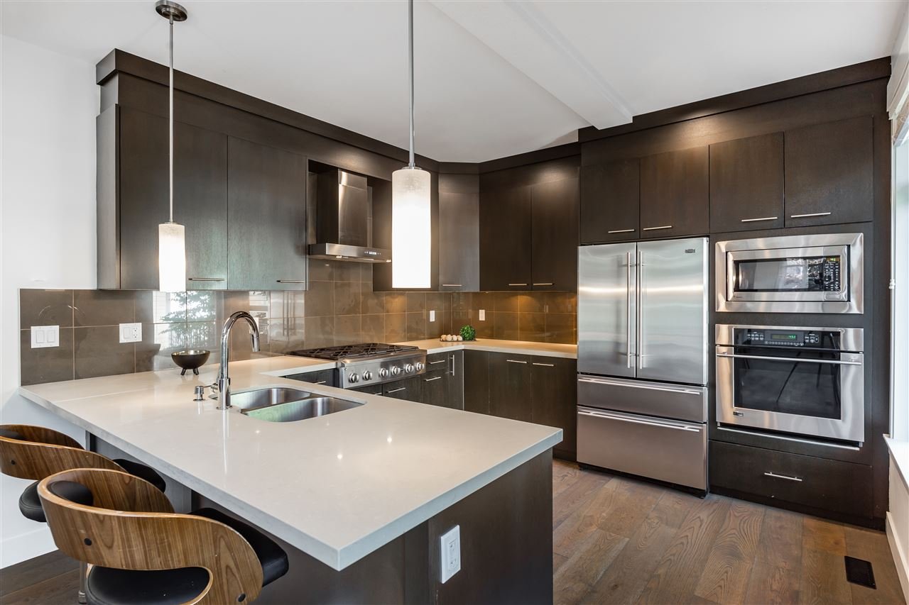 39-15977 26 Ave
