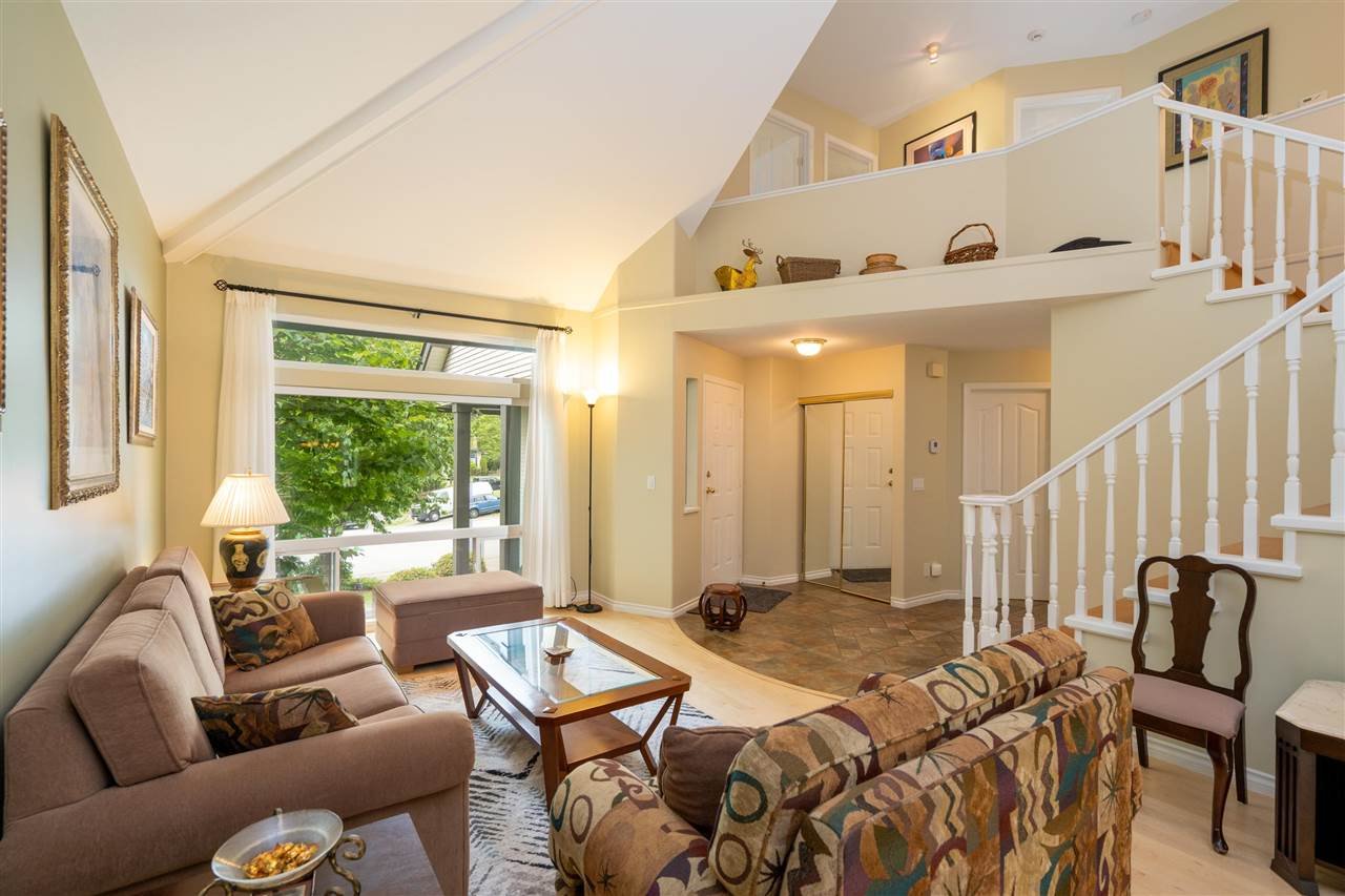 1407 Vistaview Ct