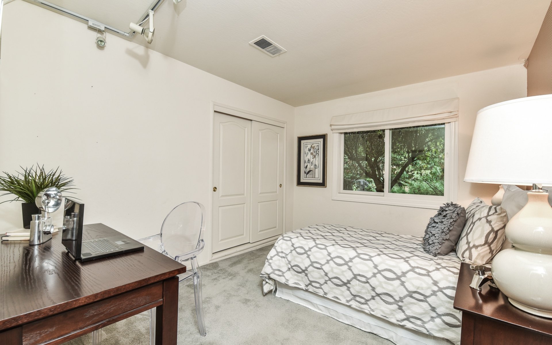 256 Gerry Ct