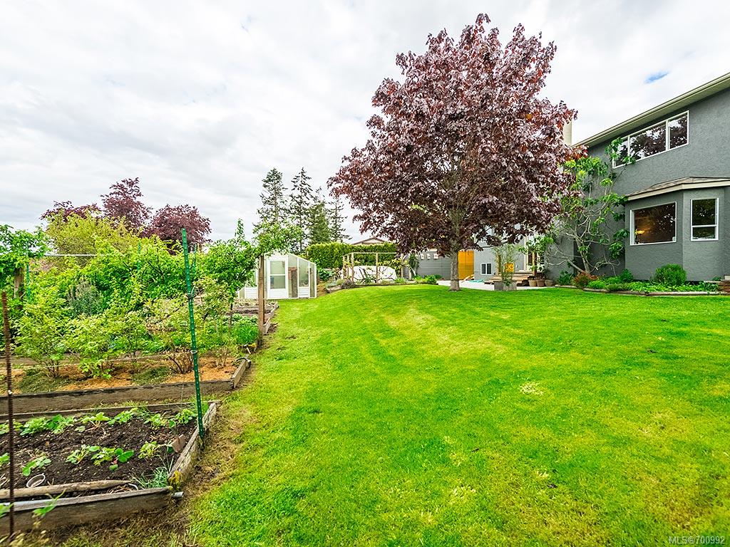 599 Ridgegrove Ave