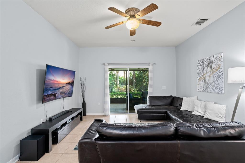 455 Home Grove Dr