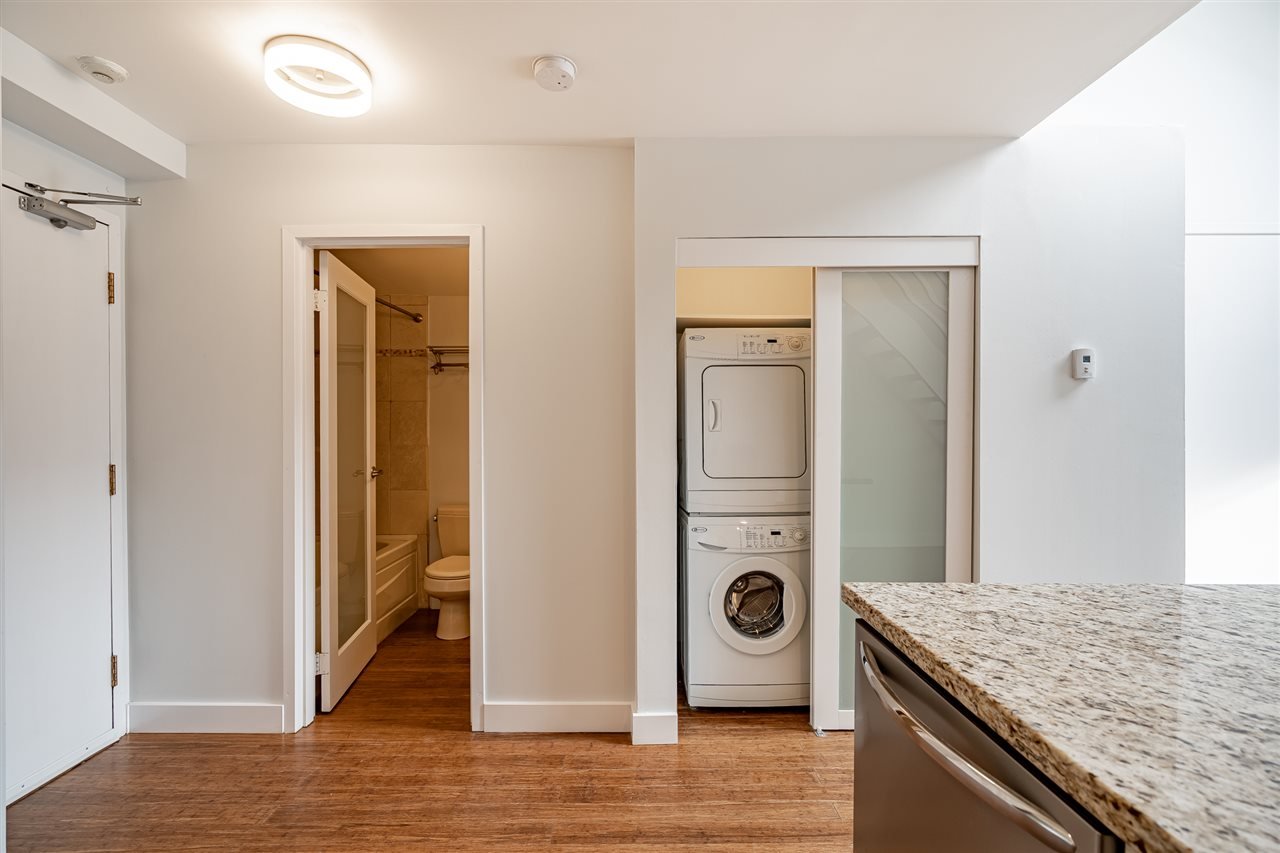PH2-2125 York Ave