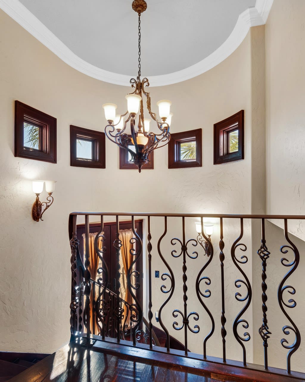 5236 Finisterre Drive