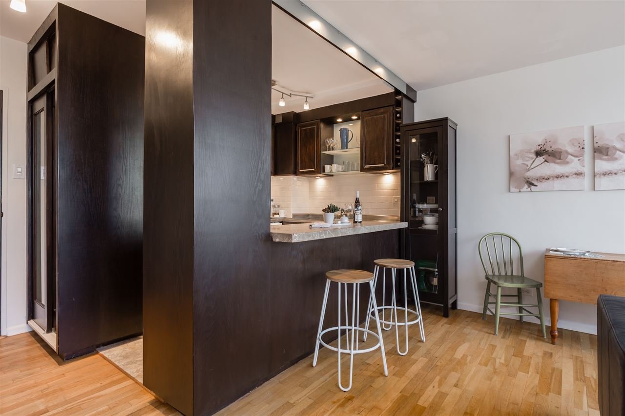 321-1445 Marpole Ave