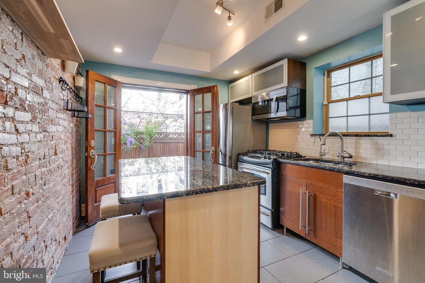 Brickfront Classic in Fairmount