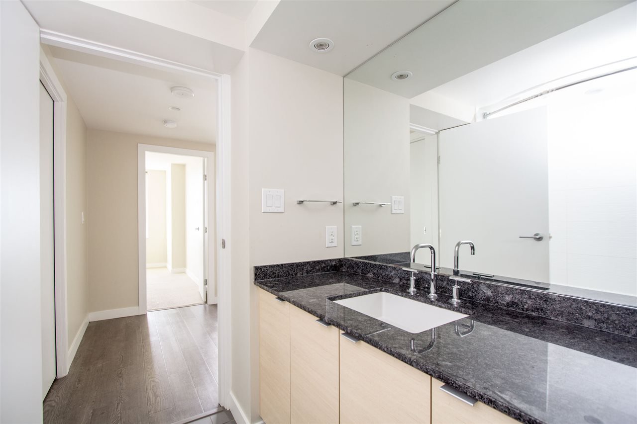 1001-489 Interurban Wy
