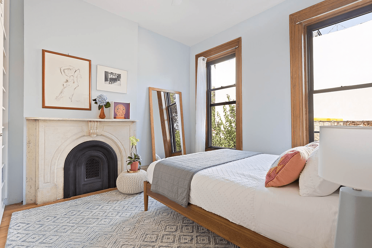 139 Sixth Avenue #3