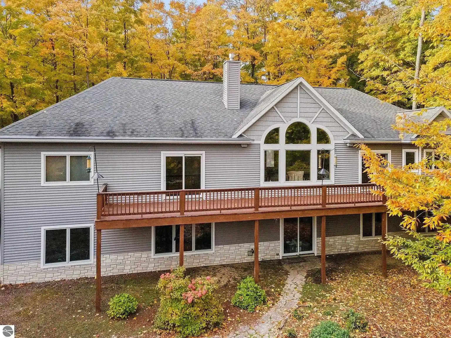 4955 Truax Lake Rd