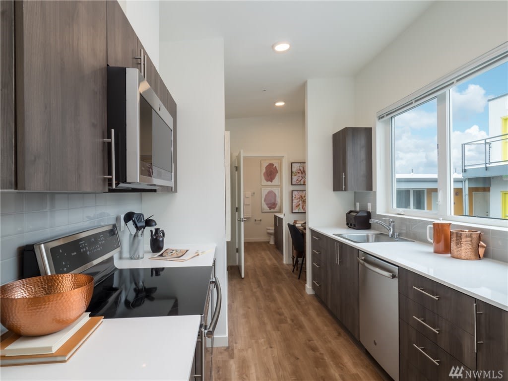 121 12th Ave E, #501
