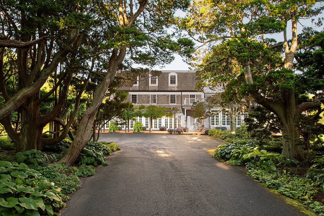 Legendary Artist Roy Lichtenstein’s Longtime Hamptons Home Lists for the First Time in 54 Years