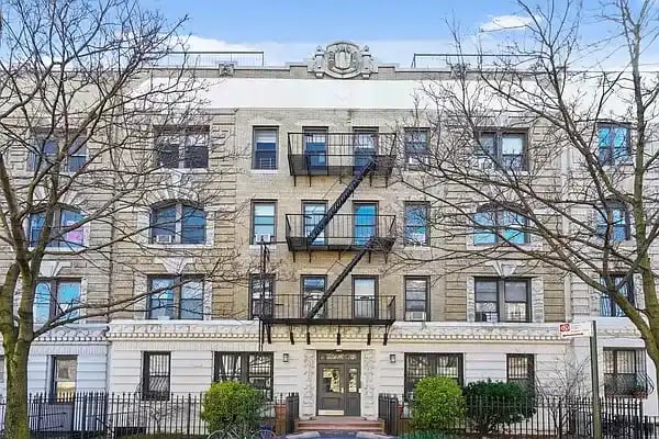 436 Sterling Pl #10