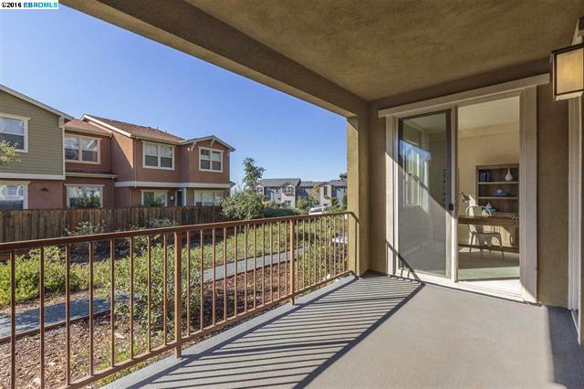 6463 Bayview Dr, Oakland, CA 94605