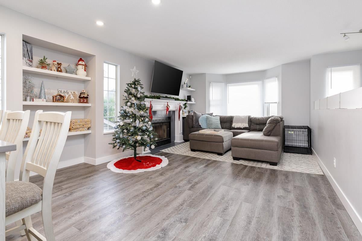 20373 115 Ave