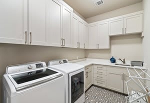 7328 Vista Mountain