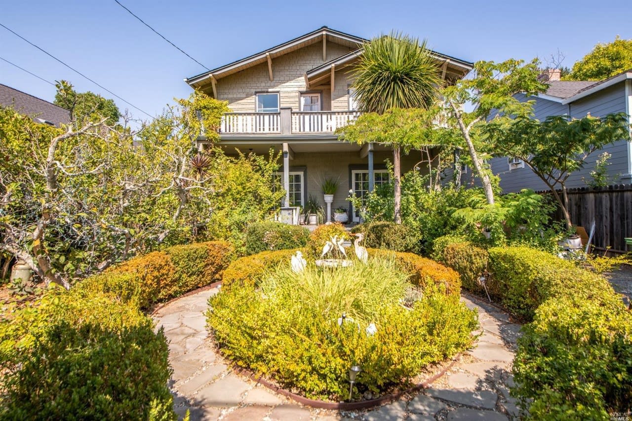 40 Bolinas Ave