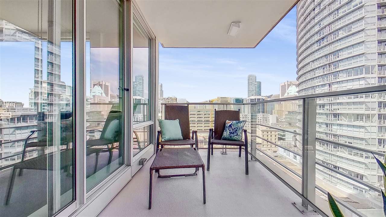 1705-565 Smithe Street, Vancouver
