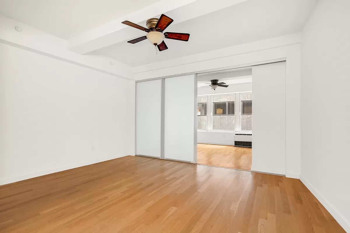 90 William St #16H