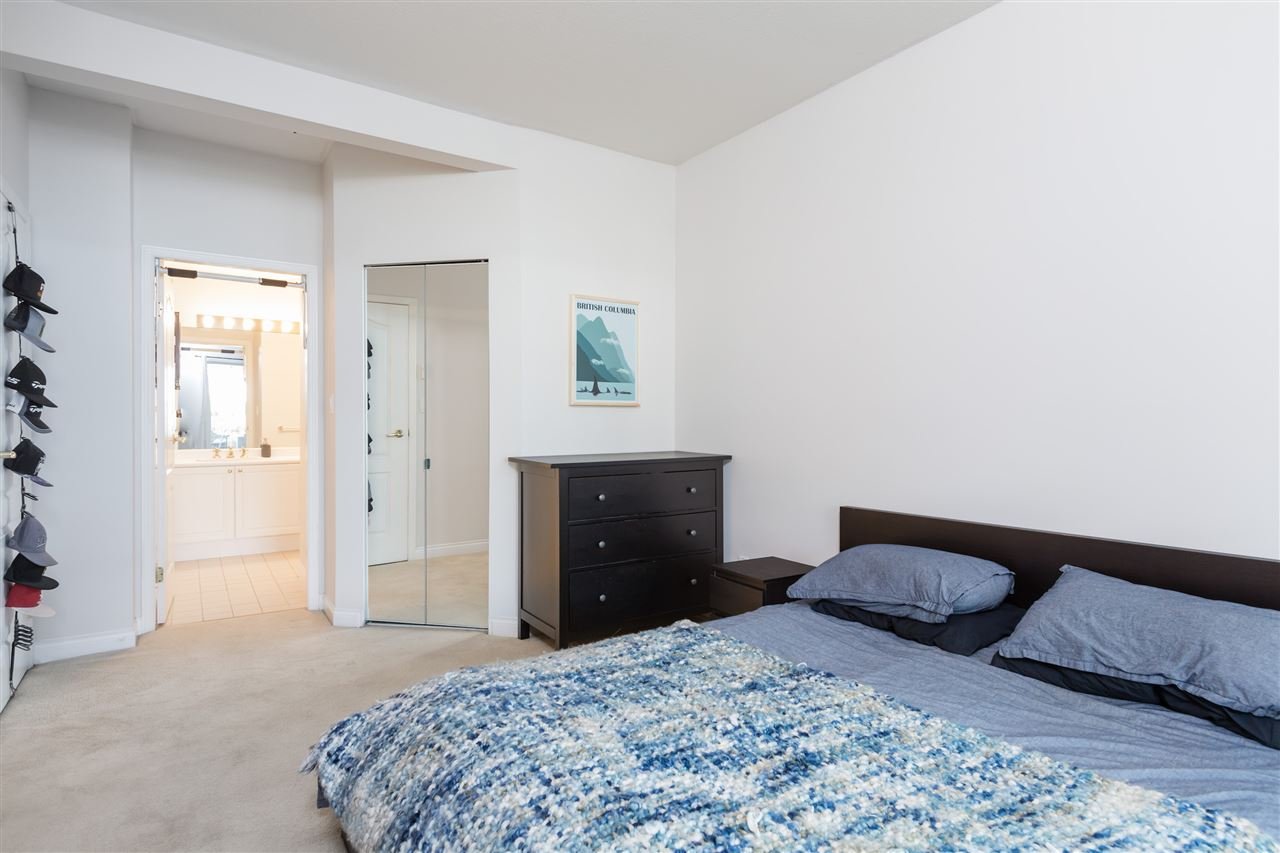 309-5735 Hampton Pl