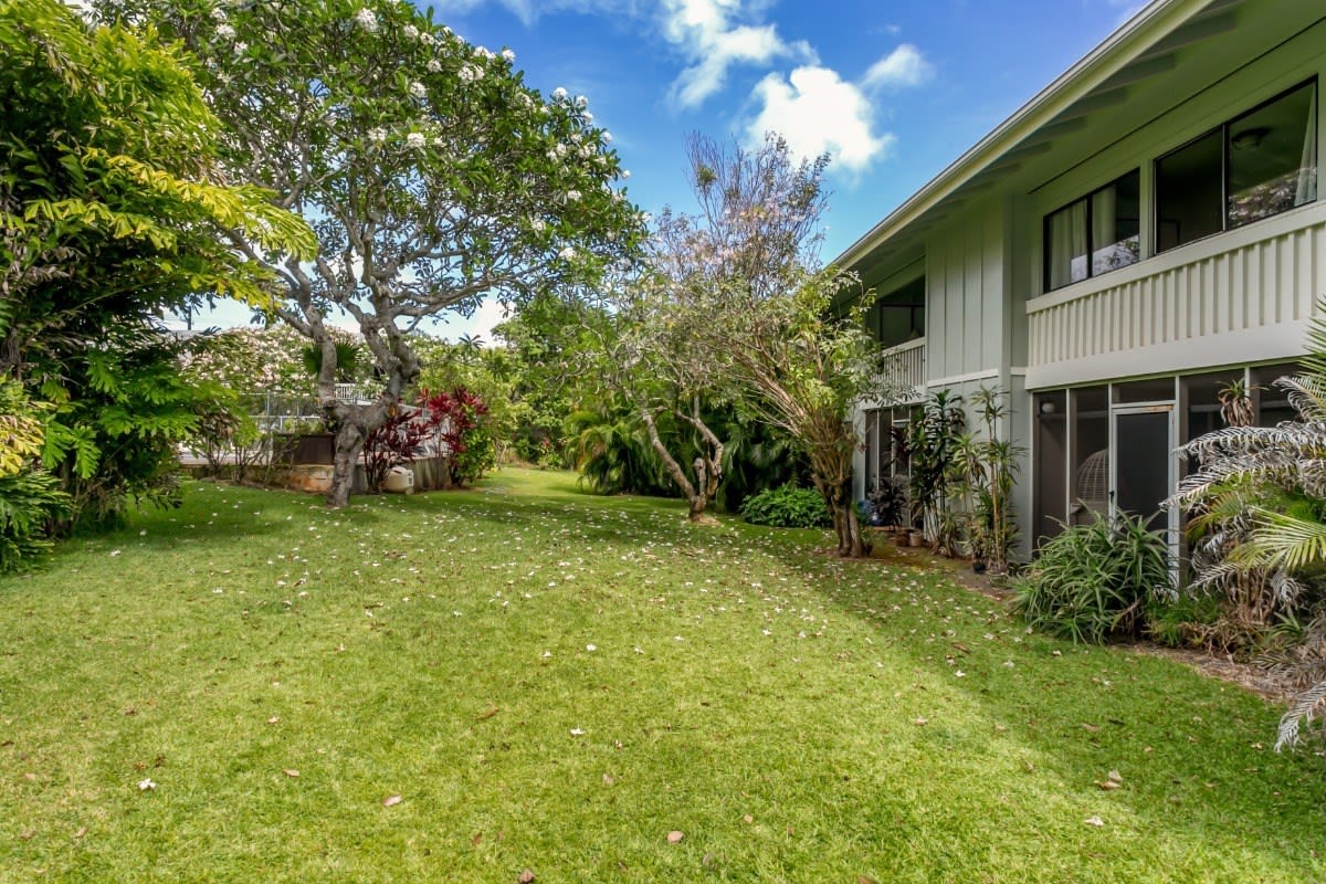 3057 Poipu Rd #15