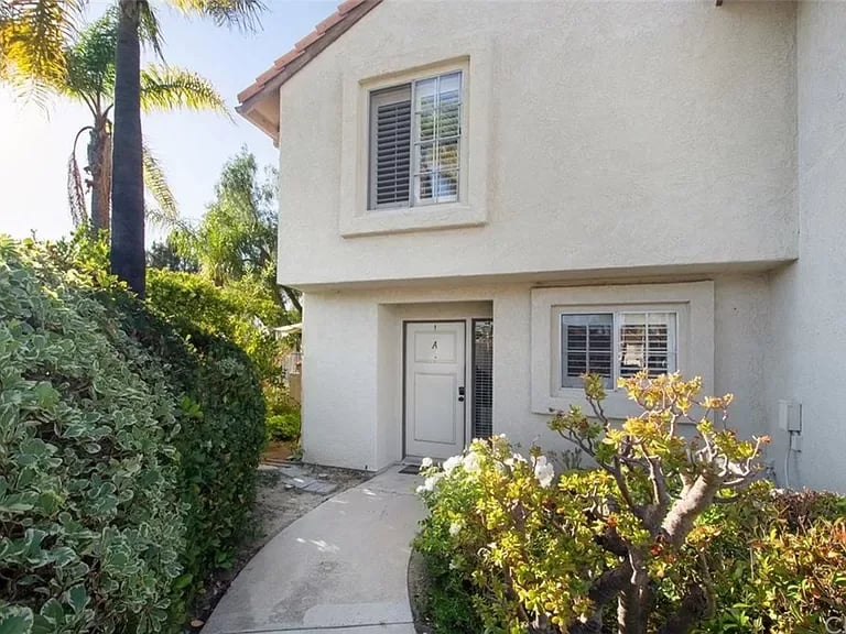 26121 ‌La ‌Real ‌APT ‌A, ‌Mission ‌Viejo, ‌CA