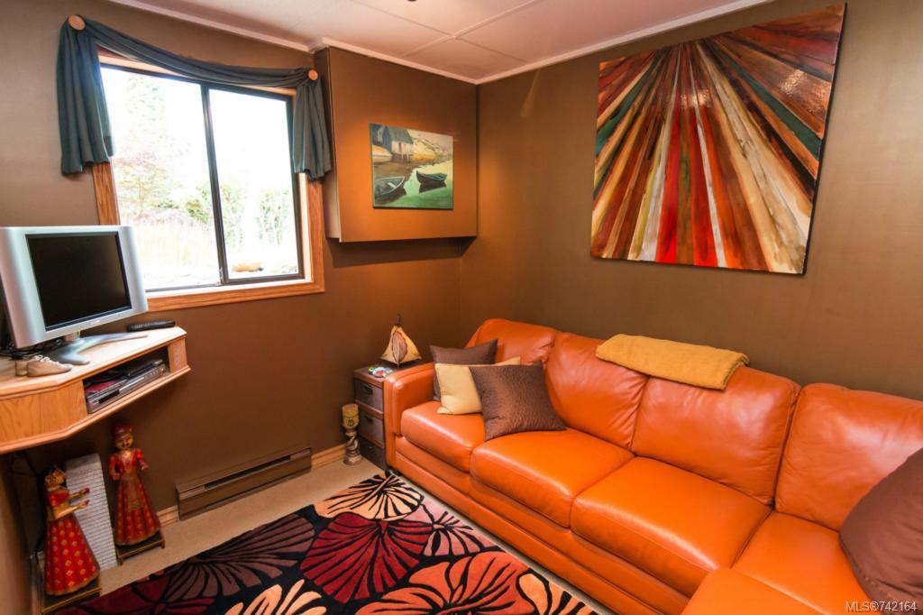 28 Falstaff Pl