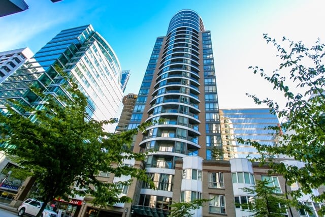 2203-1166 Melville St