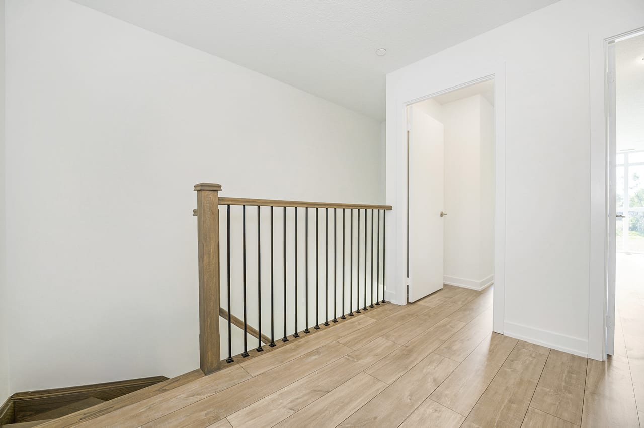 251 Manitoba St Unit: 117