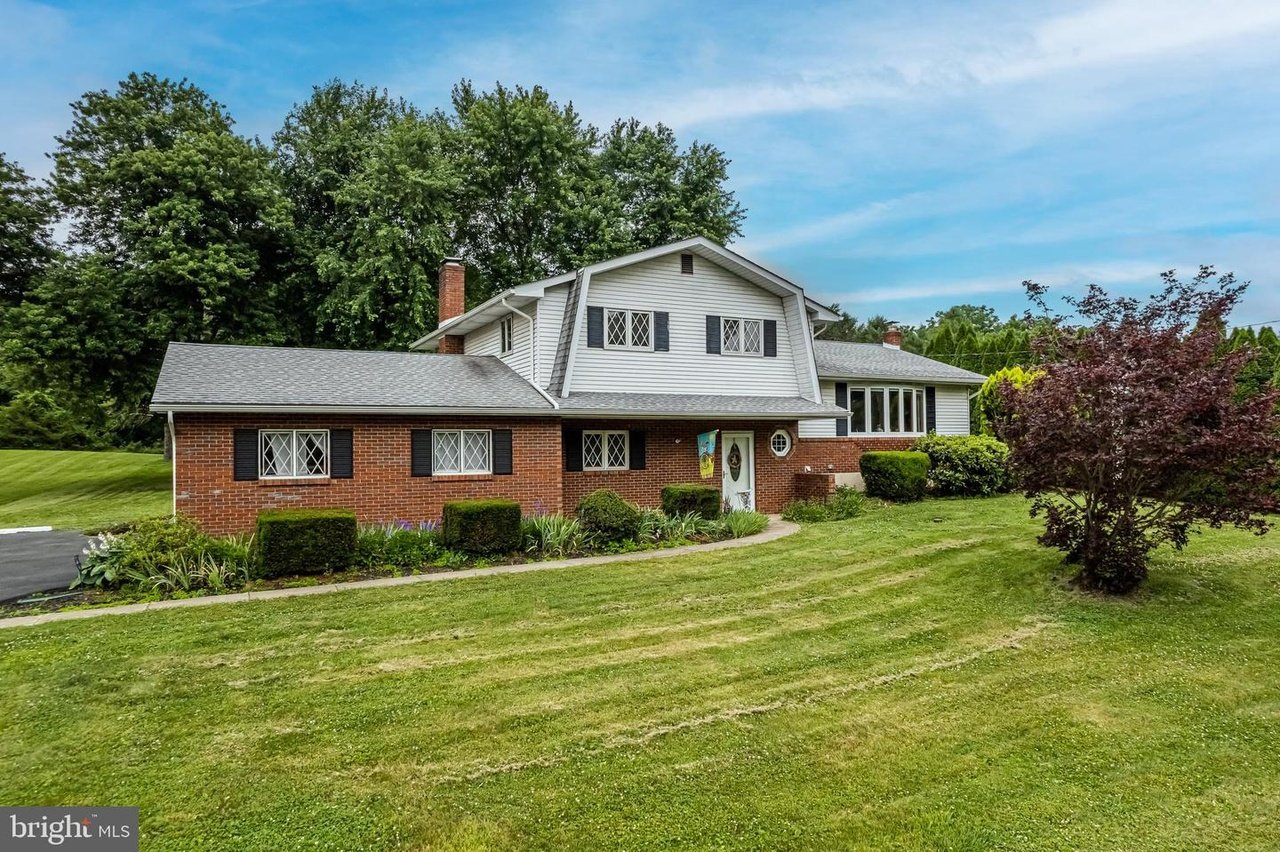 5243 Camp Meeting Rd.