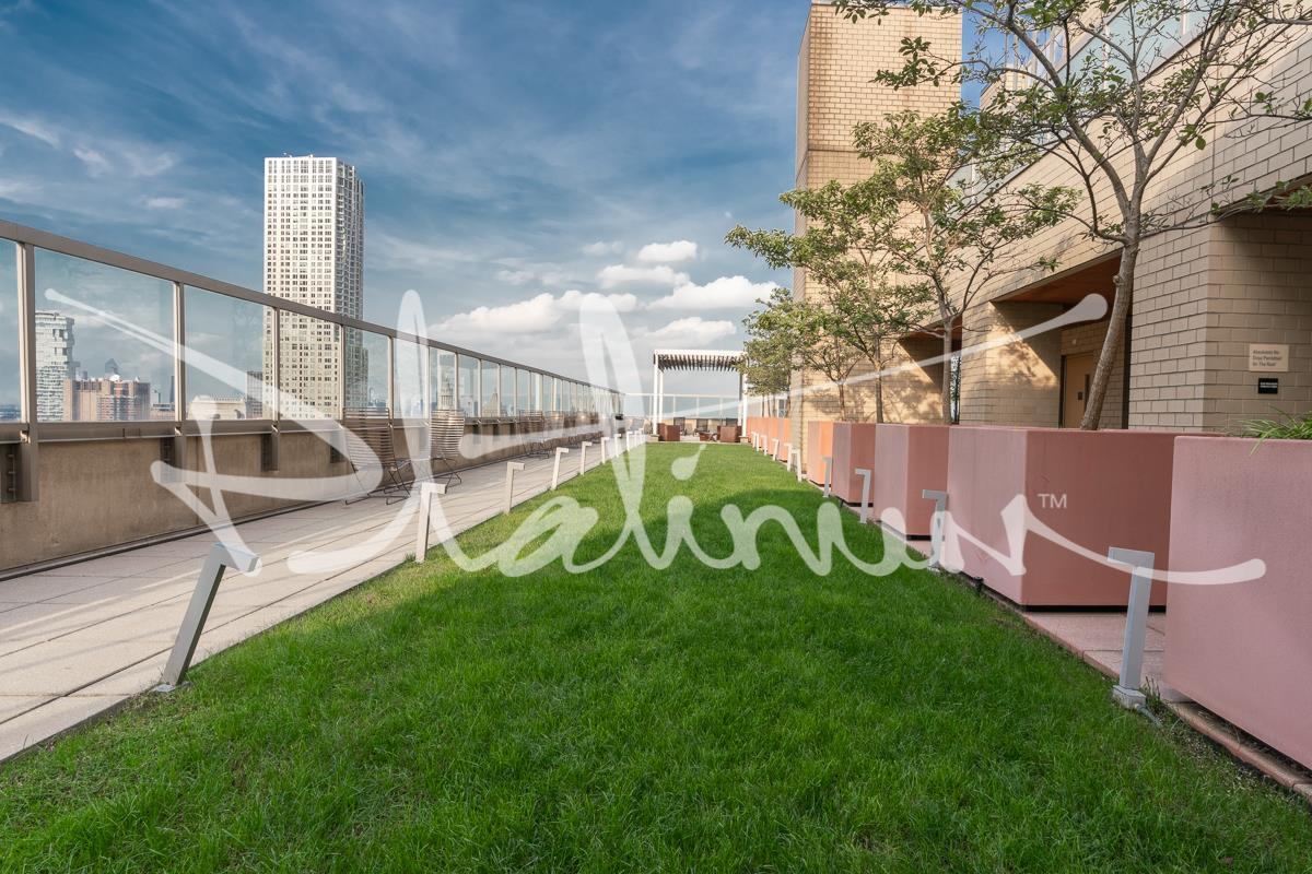 2 Gold Street, Apt 3710