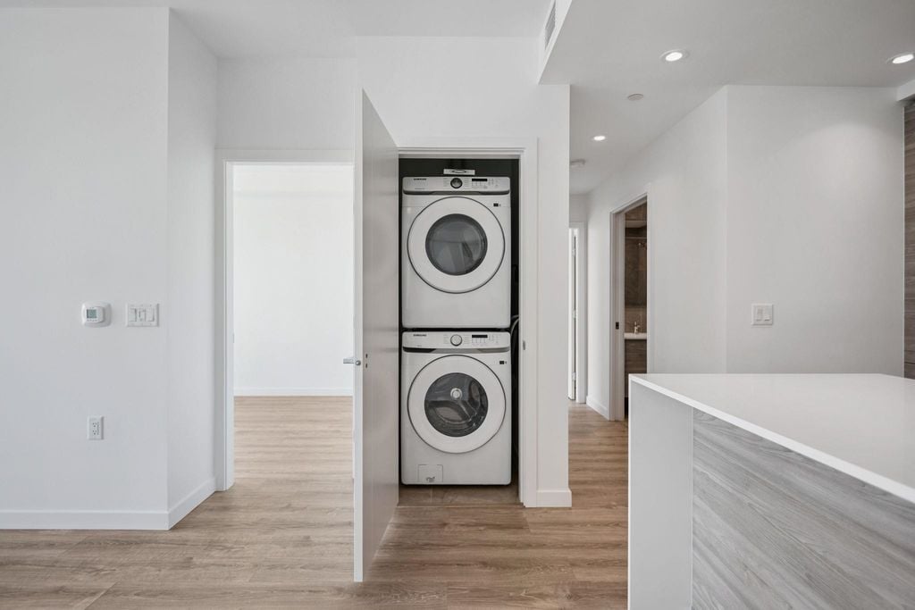 660 Quayside Drive 2401, New Westminster