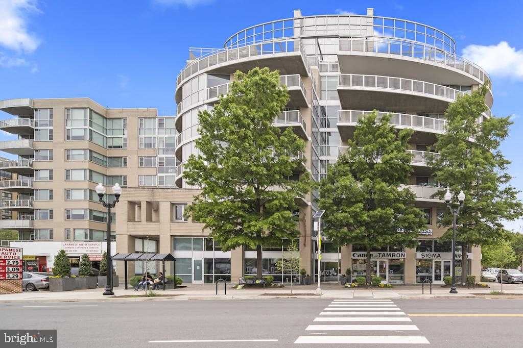 3409 WILSON BOULEVARD Unit 204