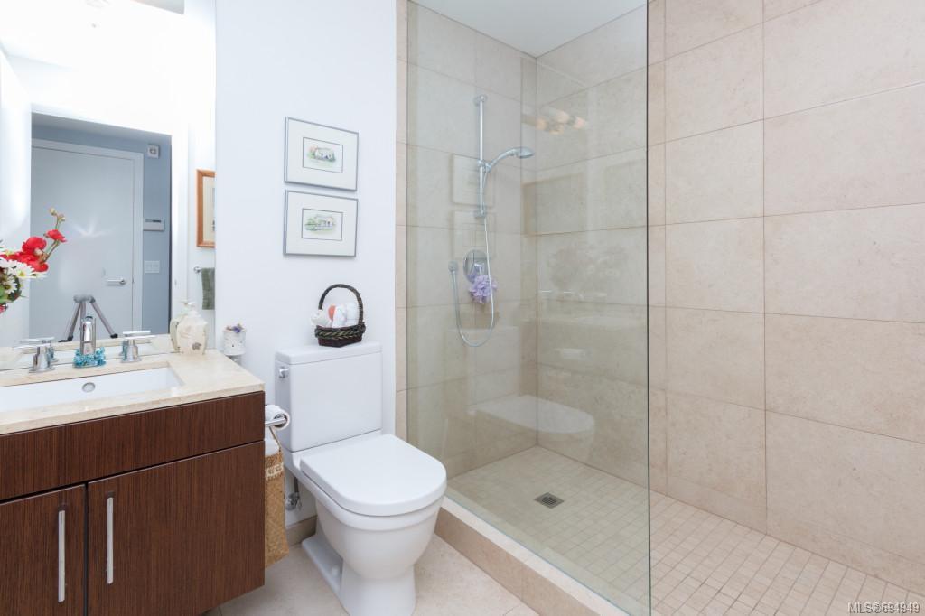 313-100 Saghalie Rd, Victoria