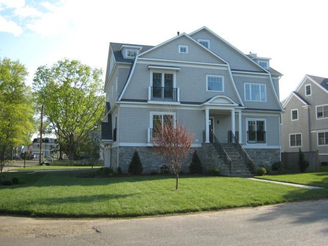 16 Norcliff Ln